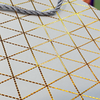 Beyaz Geometrik Desenli Mini Boy Karton Hediye Çantası - ürün görünümü
